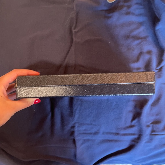 Prada box - Picture 3 of 5